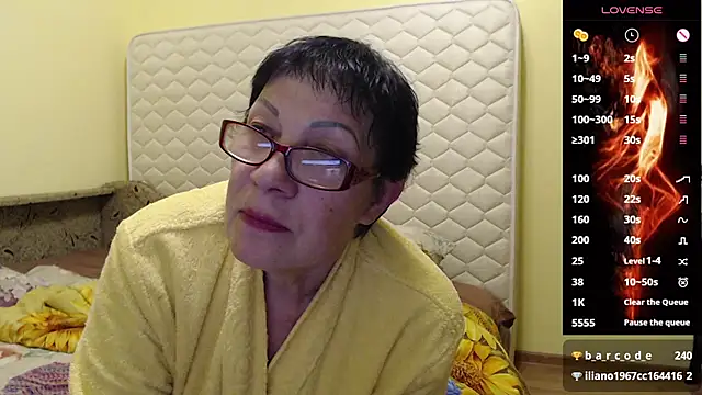 Snapshot of Sandra_Carina chatting on 03.22.26 Sandra Carina online show from 03.22.26
