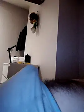 Snapshot of Alainsolo chatting on 09.12.25 Alainsolo online show from 09.12.25