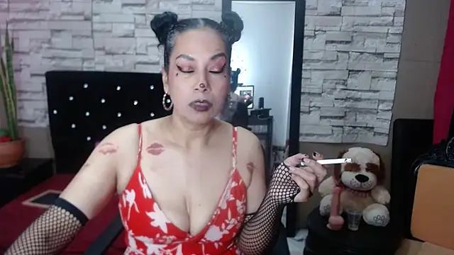 MarianaNight02 online show from 10.31.25