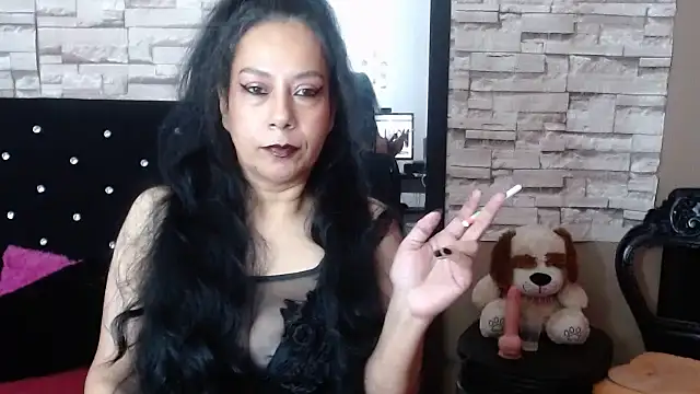 MarianaNight02 online show from 11.14.25