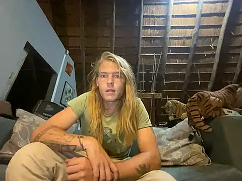 Snapshot of Salted_Playday chatting on 02.27.25 Salted Playday online show from 02.27.25