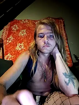 Salted Playday online show from 11.04.25