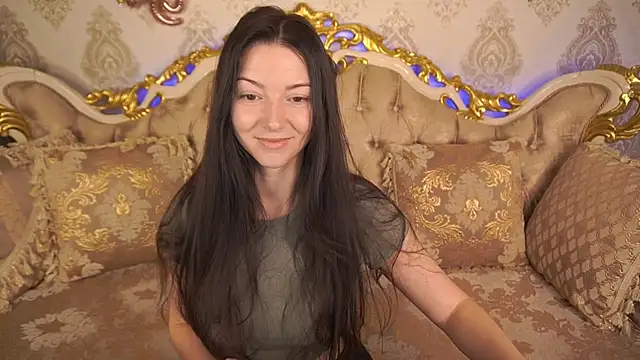 Snapshot of EmilyHalls chatting on 03.06.25 EmilyHalls online show from 03.06.25
