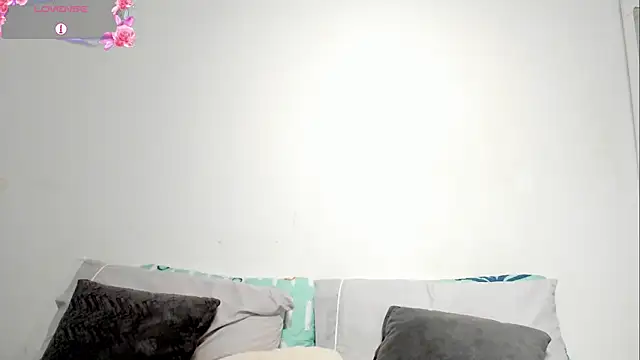 Estrella Duran online show from 03.18.25