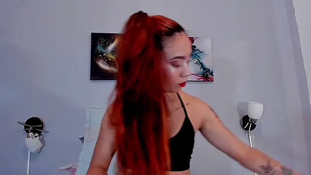 Snapshot of Estrella_Duran chatting on 04.30.26 Estrella Duran online show from 04.30.26