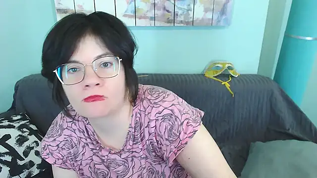 EverlyRays online show from 02.19.25