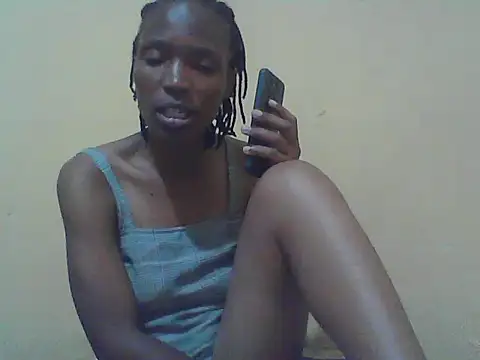 Smillie prety online show from 11.04.25