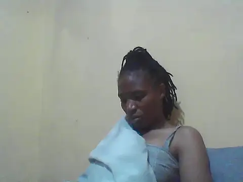 Smillie prety online show from 11.19.25