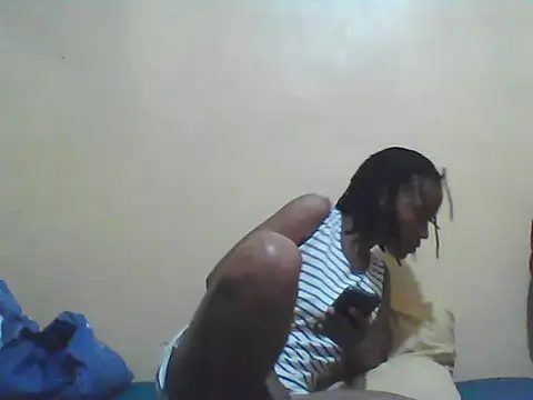 Smillie prety online show from 12.23.25