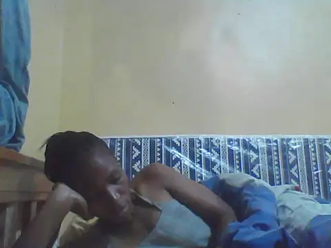 Snapshot of Smillie_prety chatting on 04.17.26 Smillie prety online show from 04.17.26