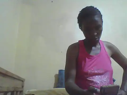 Snapshot of Smillie_prety chatting on 05.16.26 Smillie prety online show from 05.16.26