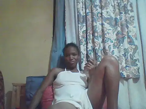 Snapshot of Smillie_prety chatting on 06.22.26 Smillie prety online show from 06.22.26