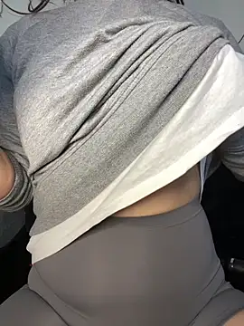 AlisaaRose online show from 11.19.25