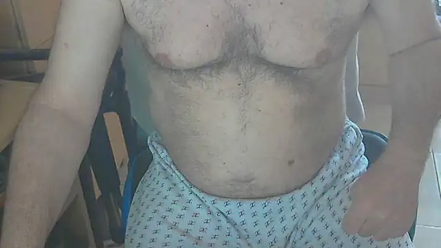 Snapshot of angelgarcia269 chatting on 12.15.24 angelgarcia269 online show from 12.15.24