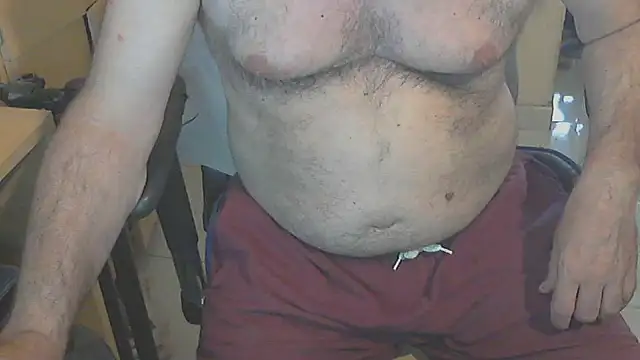 Snapshot of angelgarcia269 chatting on 02.14.25 angelgarcia269 online show from 02.14.25