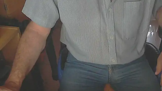 Snapshot of angelgarcia269 chatting on 02.16.25 angelgarcia269 online show from 02.16.25