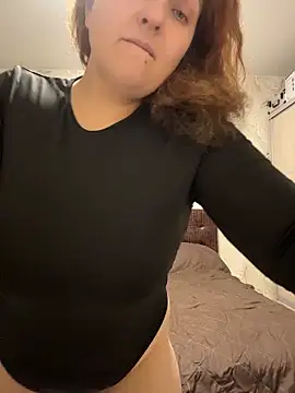 Taisia W online show from 12.19.25