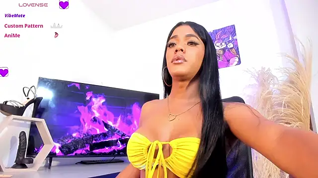 Snapshot of Fenty_XX chatting on 09.26.25 Fenty XX online show from 09.26.25