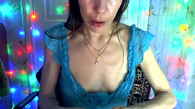 Snapshot of Ladywinter chatting on 03.14.25 Ladywinter online show from 03.14.25