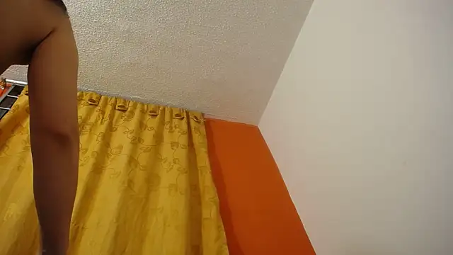 lady hot2xx online show from 11.24.25