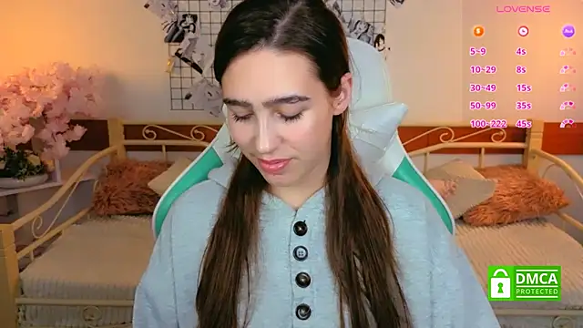 Snapshot of _Eliizabeth_ chatting on 03.16.26 Eliizabeth online show from 03.16.26