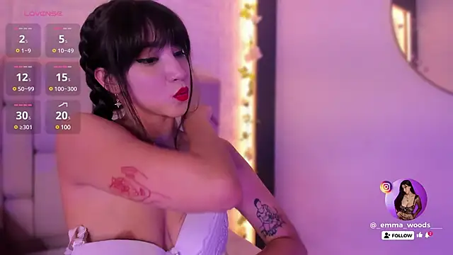 emma woods  online show from 12.05.24