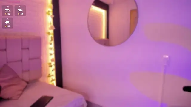 emma woods  online show from 12.14.24