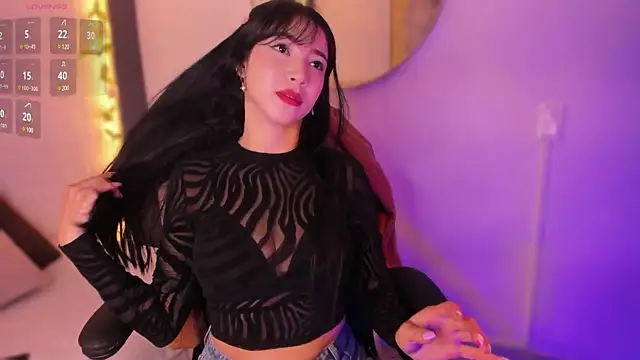 emma woods  online show from 12.27.24