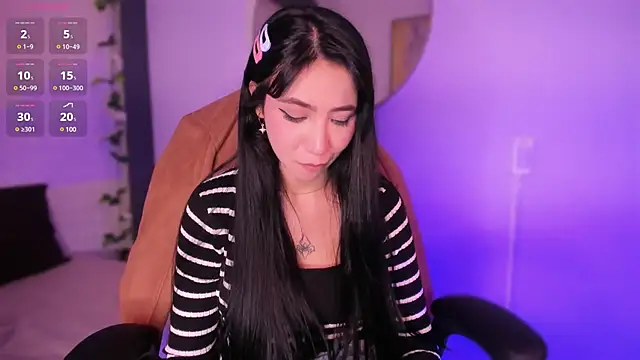 emma woods  online show from 12.28.24