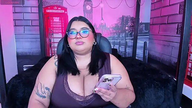 Snapshot of tifanny_bigboobs11 chatting on 03.13.26 tifanny bigboobs11 online show from 03.13.26