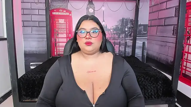 Snapshot of tifanny_bigboobs11 chatting on 04.02.26 tifanny bigboobs11 online show from 04.02.26