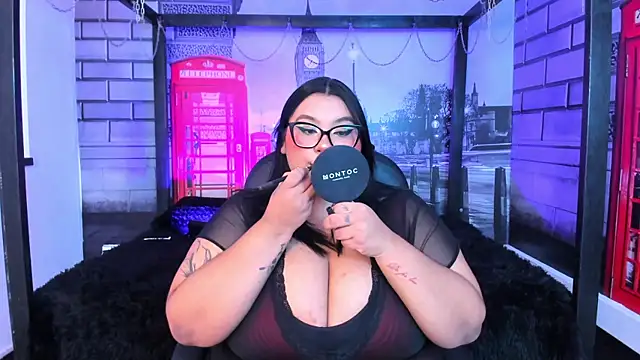 Snapshot of tifanny_bigboobs11 chatting on 05.11.26 tifanny bigboobs11 online show from 05.11.26