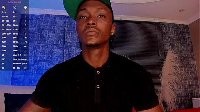 Snapshot of DannSmmith chatting on 02.12.26 DannSmmith online show from 02.12.26