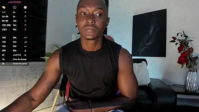 Snapshot of DannSmmith chatting on 02.24.26 DannSmmith online show from 02.24.26