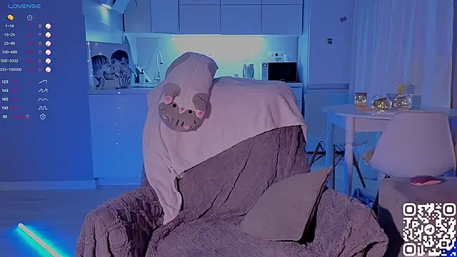 Snapshot of shey1i chatting on 12.04.24 shey1i online show from 12.04.24