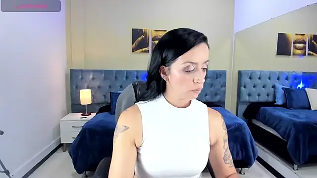 Kristen Garner online show from 03.05.25