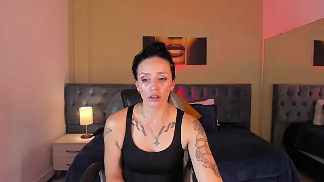 Kristen Garner online show from 03.19.25