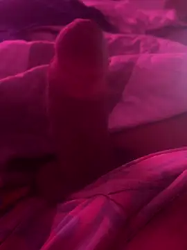 Snapshot of 1queenandkings chatting on 02.20.26 1queenandkings online show from 02.20.26