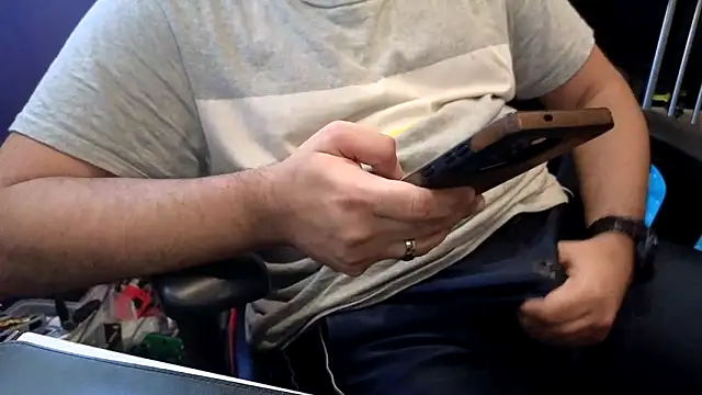 Sakhtlaundaz online show from 04.03.26