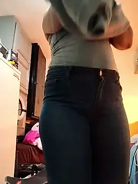 Snapshot of lolo890 chatting on 01.17.26 lolo890 online show from 01.17.26