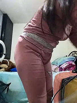 Snapshot of lolo890 chatting on 02.12.26 lolo890 online show from 02.12.26