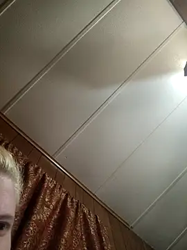 Snapshot of AshleyDalton101 chatting on 03.18.26 AshleyDalton101 online show from 03.18.26