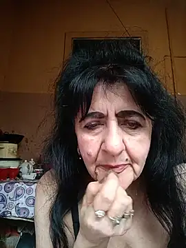 Snapshot of Lovely_Lori chatting on 06.25.26 Lovely Lori online show from 06.25.26