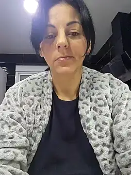 bruneta sexy23 online show from 12.17.24