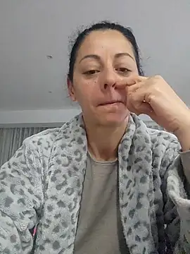 bruneta sexy23 online show from 03.14.26