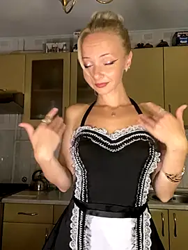 Snapshot of Kristina03 chatting on 09.16.25 Kristina03 online show from 09.16.25