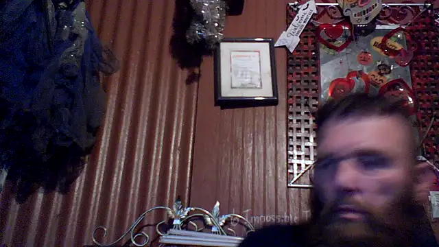 Snapshot of xXFeelsGoodXx chatting on 10.16.25 xXFeelsGoodXx online show from 10.16.25