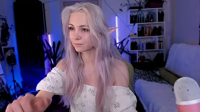 Fridart-house Fortuna online show from 11.19.25