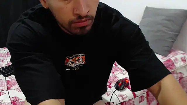 Snapshot of darekgates chatting on 02.16.26 darekgates online show from 02.16.26