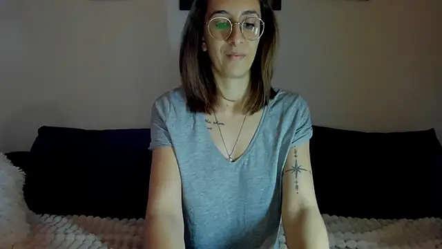 Snapshot of DesireMore90 chatting on 02.17.26 DesireMore90 online show from 02.17.26